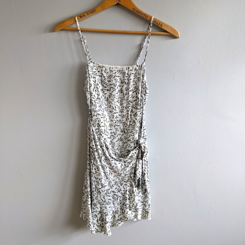 POLLY Crinkle Gauze Botanical Print Faux Wrap Style Sundress 8